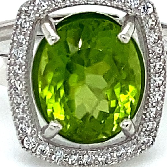 Peridot 3.65ct White Gold Finish Solid Silver Ring - Picture 6 of 6